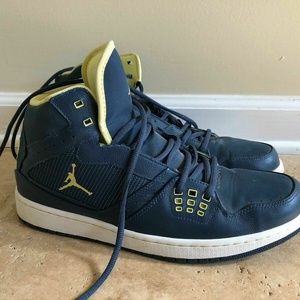 Nike Air Jordans Blue Yellow Men’s Size 12 No Box